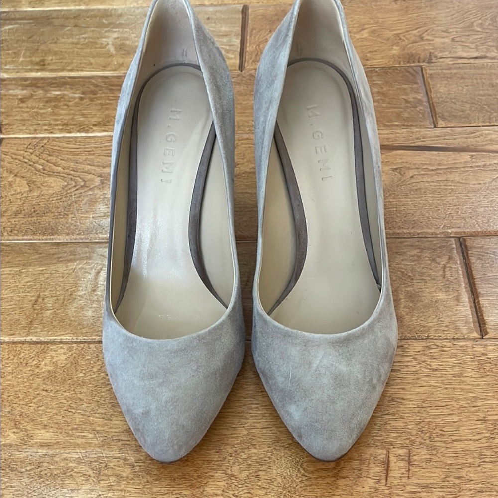 M. Gemi Women's Light Gray Suede Heels